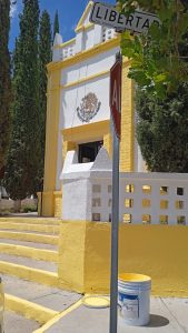 LIMPIEZA Y MEJORAMIENTO DEL PALACIO MUNICIPAL Y PLAZA PUBLICA.